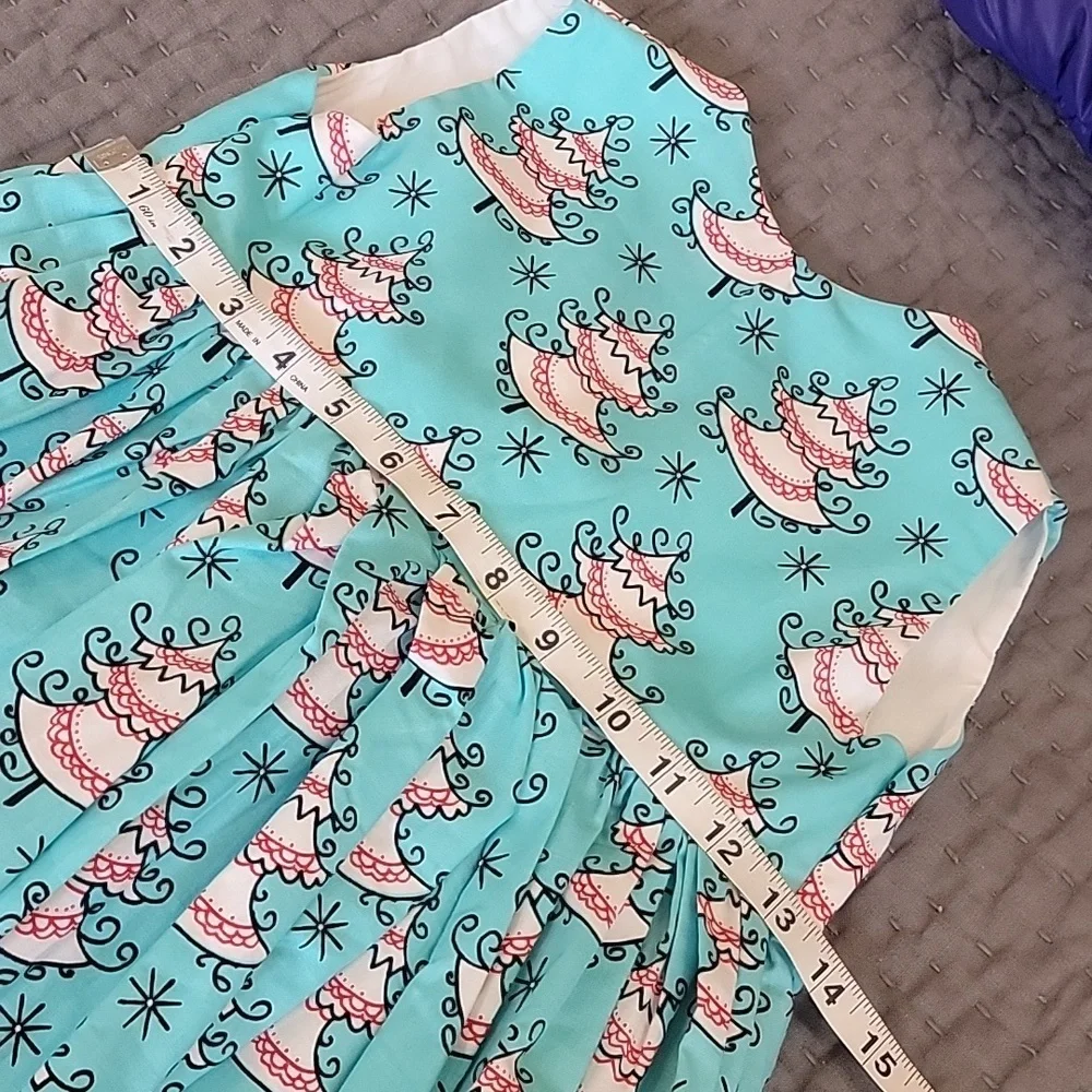 Handmade Girls Festive Christmas Dress - Picture 8 of 10